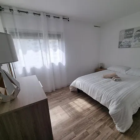 Front De Mer, Wifi, Joli 4 Couchages, Secteur Lydia Grande
