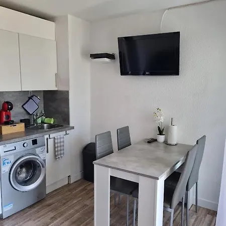 Front De Mer, Wifi, Joli 4 Couchages, Secteur Lydia Grande Apartment