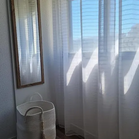 Front De Mer, Wifi, Joli 4 Couchages, Secteur Lydia Grande Apartment *